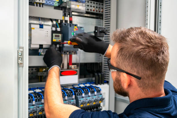 Best Emergency Electrical Repair  in Florissant, MO