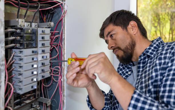 Best Affordable Emergency Electrician  in Florissant, MO